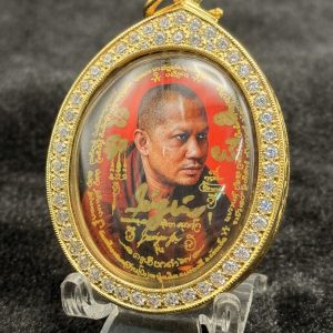 龍婆通/帕阿贊敦 三期自身Locket 後派格攝+師傅聖髮+手寫符（義大利金爆鑽殼）紅色中模